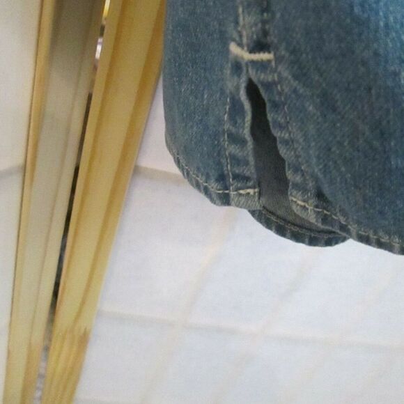 Lizwear Liz Claiborne Blue Tie Neck Denim Blouse Top - Picture 5 of 7